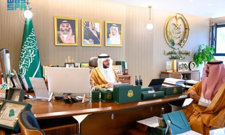 محافظ الطائف يقدم تقريراً عن إنجازات برنامج المدن الصحية في المحافظة
