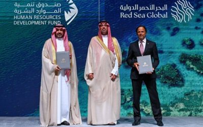 محافظ جدة يشارك في احتفال تخريج دفعة برنامج "البحر الأحمر" للتدريب المهني الثالثة