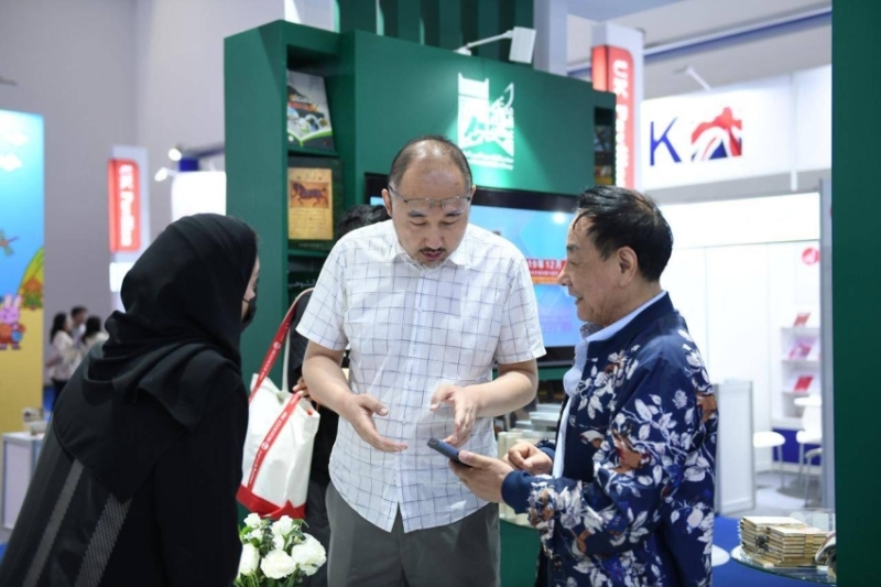 مكتبة الملك عبدالعزيز تشرع في ترجمة كتابين إلى اللغة الصينية الجديدة