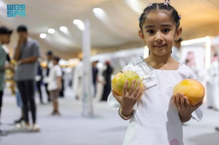 مهرجان المانجو الرابع في أملج يستمر في تقديم فعالياته المتنوعة والممتعة