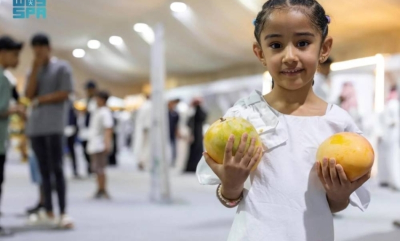 مهرجان المانجو الرابع في أملج يستمر في تقديم فعالياته المتنوعة والممتعة