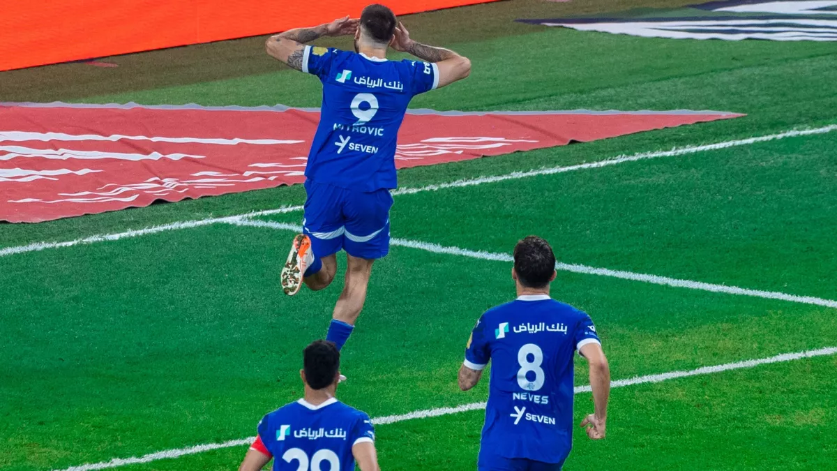 ميتروفيتش يثير القلق في صفوف الهلال وإنزاجي مع اقتراب مواجهة ريال مدريد