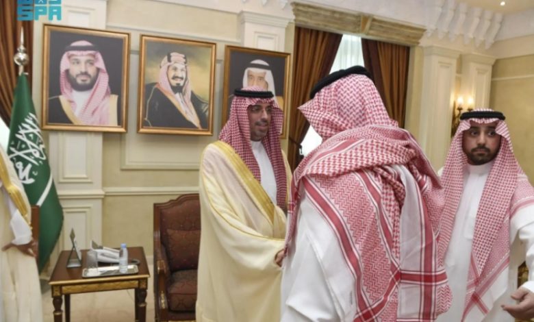مُحافظ جدة يستقبل تهاني عيد الأضحى من منسوبي المحافظة والمراكز التابعة لها
