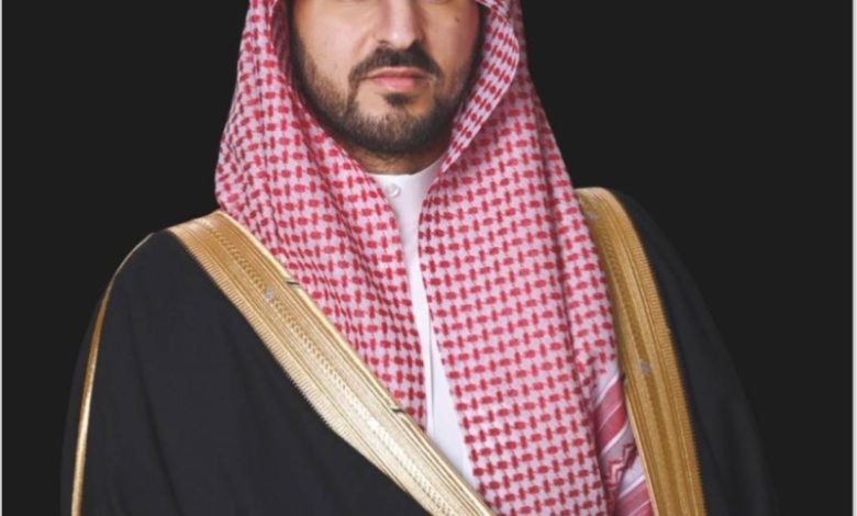 نائب أمير الشرقية يعزي أسرة العطيشان في وفاة والدتهم الراحلة بالأحضان والمشاعر العميقة