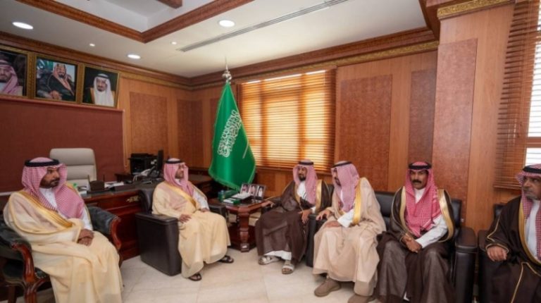 نائب أمير حائل يجتمع مع مديري الجهات الحكومية وأعضاء المجلس المحلي في بقعاء