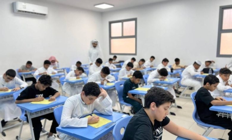 نصف مليون طالب وطالبة في تعليم الشرقية وحفر الباطن يباشرون اختبارات الفصل الدراسي الثالث
