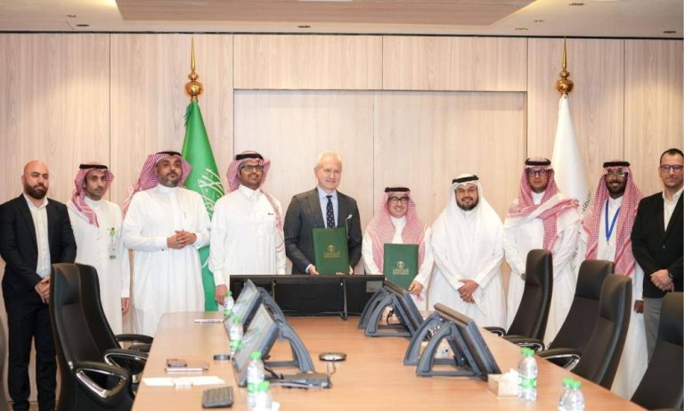 “نوفا” تبدأ مشروع زراعة 200 ألف شجرة بالتعاون مع مركز تنمية الغطاء النباتي ومكافحة التصحر