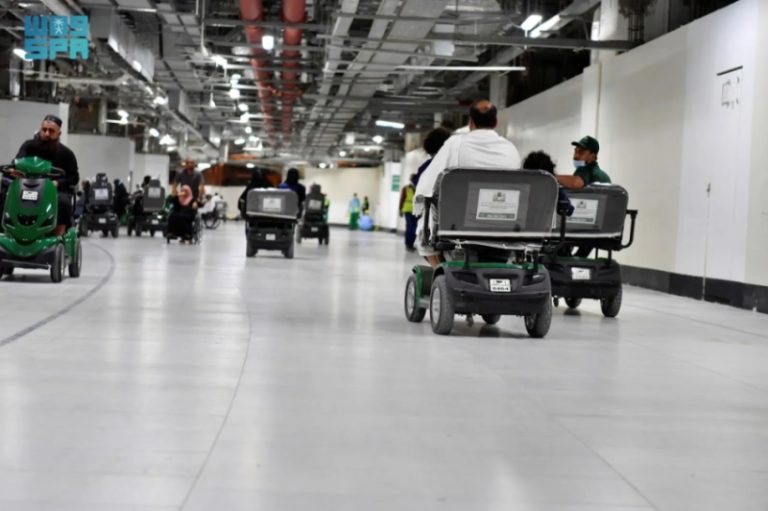 هيئة العناية بالحرمين: خدمة العربات استفاد منها أكثر من 238 ألف حاج هذا العام