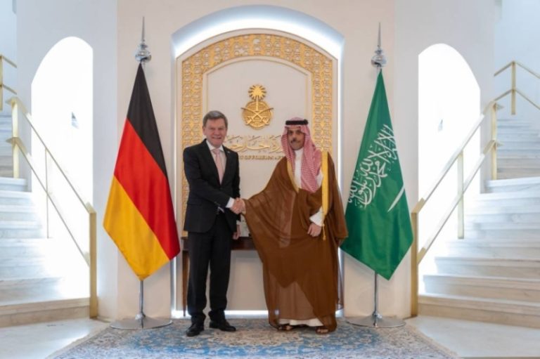 وزير الخارجية التونسي يرحب بوزير خارجية ألمانيا خلال زيارة رسمية للجانبين