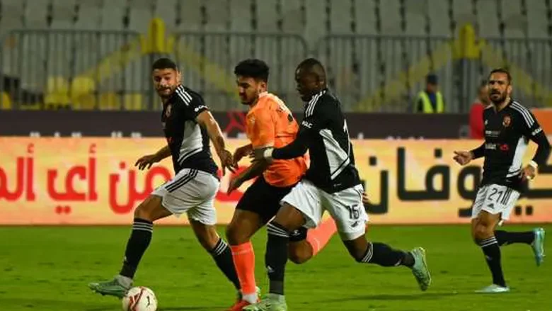 الزمالك يحصل على توقيع أحمد شريف مهاجم فاركو (خاص)