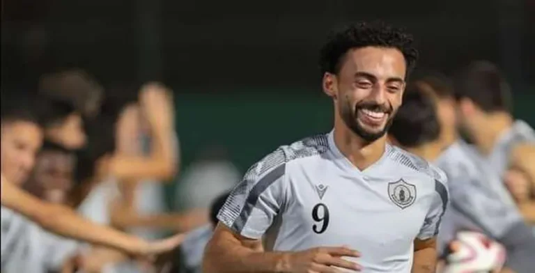 أحمد عبد القادر يقترب من الرحيل عن الأهلي إلى الحزم السعودي بعد رفض الزمالك