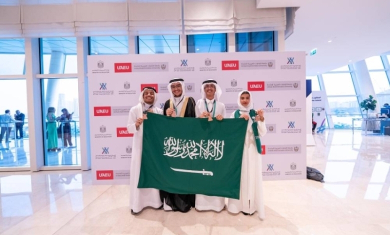 "أخضر الكيمياء" يحقق (4) جوائز دولية في أولمبياد دبي 2025