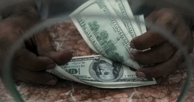 أسعار الدولار والعملات الأجنبية ترتفع اليوم الاثنين 7 - 7 - 2025