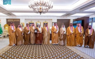 أمير القصيم يرحب برئيس وأعضاء اللجنة الوطنية للإبل  
استقبال أمير القصيم لرئيس وأعضاء اللجنة الوطنية للإبل  
لقاء أمير القصيم مع رئيس وأعضاء اللجنة الوطنية للإبل