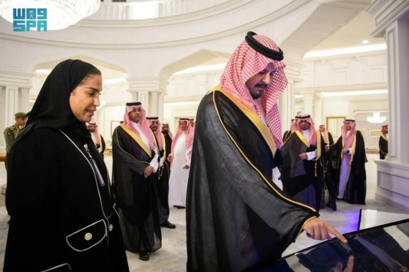أمير المدينة المنورة يشرف على فعاليات اليوم العالمي لمكافحة الاتجار بالأشخاص