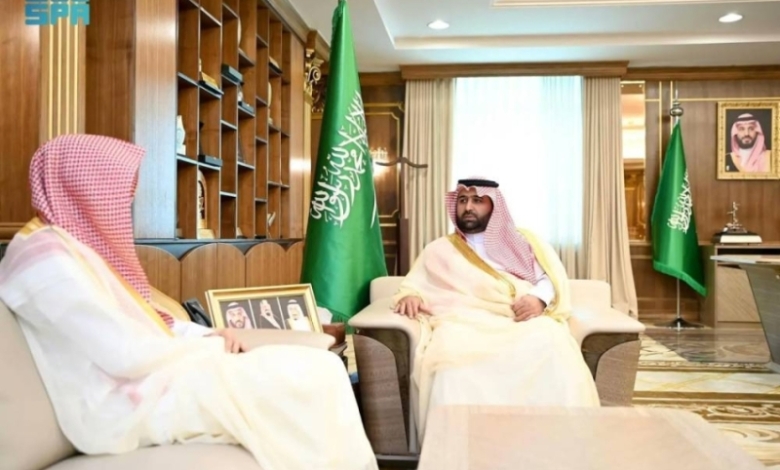 أمير جازان يرحب برئيس المحكمة الإدارية بالمنطقة