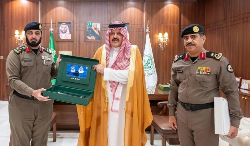 أمير حائل يستقبل مدير شرطة المنطقة الجديد