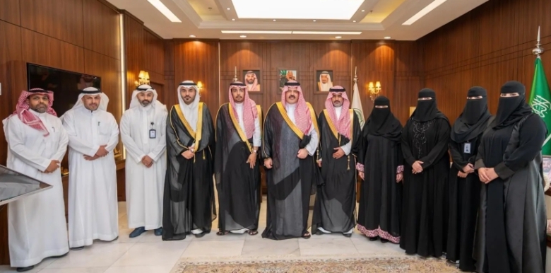 أمير حائل يستلم الرئاسة الفخرية لجمعية "ذرية للإنجاب" بالمنطقة
