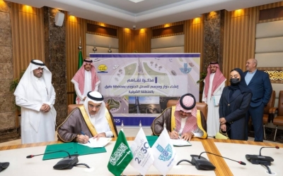 أمين الشرقية يوقع مذكرة لإنشاء دوار ومجسم جمالي عند مدخل مدينة بقيق الجنوبي.