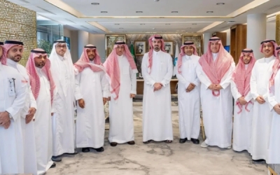 أمين منطقة الرياض يجتمع بمكاتب هندسية متعددة  
لقاء أمين منطقة الرياض مع مكاتب هندسية بارزة  
اجتماع هام لأمين منطقة الرياض مع عدد من المكاتب الهندسية  
أمين الرياض يحاور مكاتب هندسية رئيسية  
مكاتب هندسية تلتقي بأمين منطقة الرياض