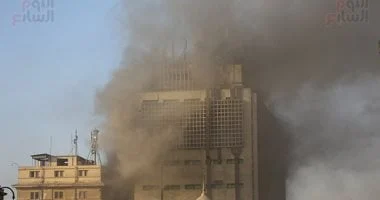 الصحة: إصابة 14 مواطنًا فى حريق سنترال رمسيس ونقلهم للمستشفى القبطى