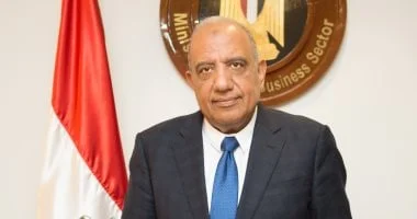 إضافة 500 ميجا وات من رياح رأس غارب خلال أيام