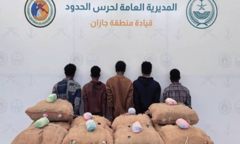إلقاء القبض على 5 مهربين لـ 200 كجم من القات في "الدائر"