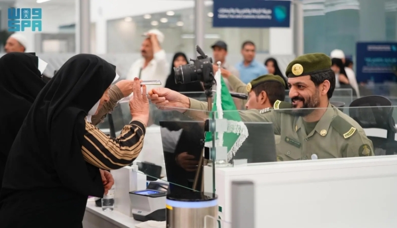إنهاء إجراءات مغادرة ضيوف الرحمن من إيران عبر منفذ جديدة عرعر