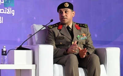 ابن شلهوب يبرز أهمية الإعلام الرقمي في تعزيز الوعي والتوعية الأمنية بشكل فعّال.