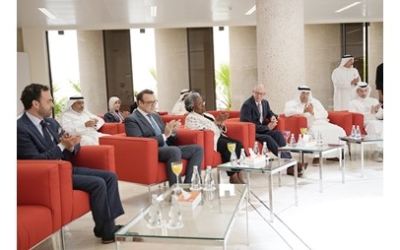 اتفاق تعاون استراتيجي بين «التقدم العلمي» ومؤسسة الملك البريطانية يعزز التعليم والابتكار