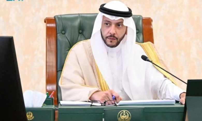 اجتماع المجلس المحلي برئاسة محافظ الطائف