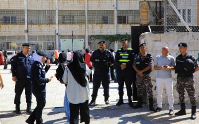 استعدادات متوترة.. طلبة "التوجيهي" يترقبون امتحان "رياضيات الثانية" وسط جدل "الورقة الأولى"