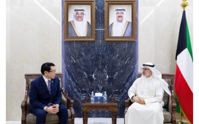 استقبال دافئ من نائب وزير الخارجية لسفير تايلند بعد انتهاء مهامه