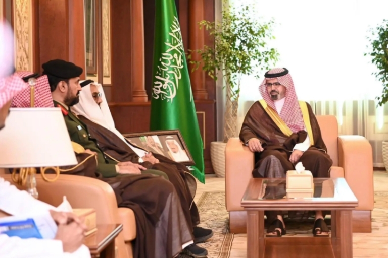 استقبال نائب أمير جازان لرئيس وأعضاء “تراحم”