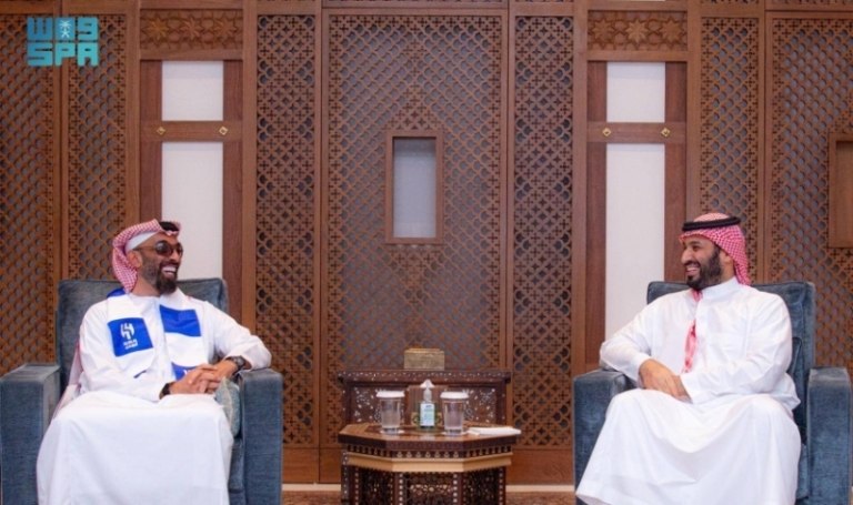 استقبال ولي العهد لنائب حاكم أبوظبي ومستشار الأمن الوطني