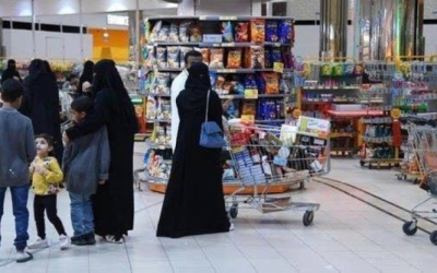 استقرار التضخم عند 2.3% مع ارتفاع أسعار الجملة بنسبة 2.1% في السوق.