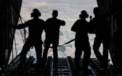 استمرار الإنزالات الجوية على غزة بمشاركة الإمارات