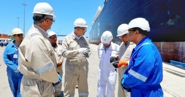 استمرار تجهيز سفن التغييز بالبترول وفق الجداول الزمنية المحددة