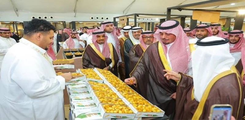 افتتاح معرض موسم التمور في الدرعية احتفالاً بالتراث وغنى المنتجات المحلية.