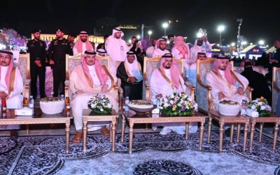 افتتح أمين الباحة مهرجان واجهة بلجرشي للتسوق والترفيه
