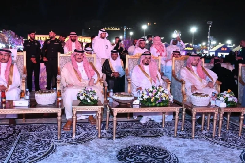 افتتح أمين الباحة مهرجان واجهة بلجرشي للتسوق والترفيه