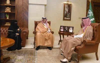 الأمير سعود بن جلوي يستعرض مبادرات أمانة جدة وإدارة التعليم بالمحافظة