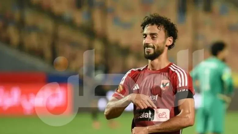 الأهلي يوافق على رحيل أحمد عبد القادر للحزم السعودي