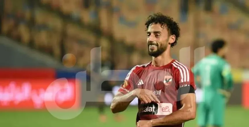 الأهلي يوافق على رحيل أحمد عبد القادر للحزم السعودي