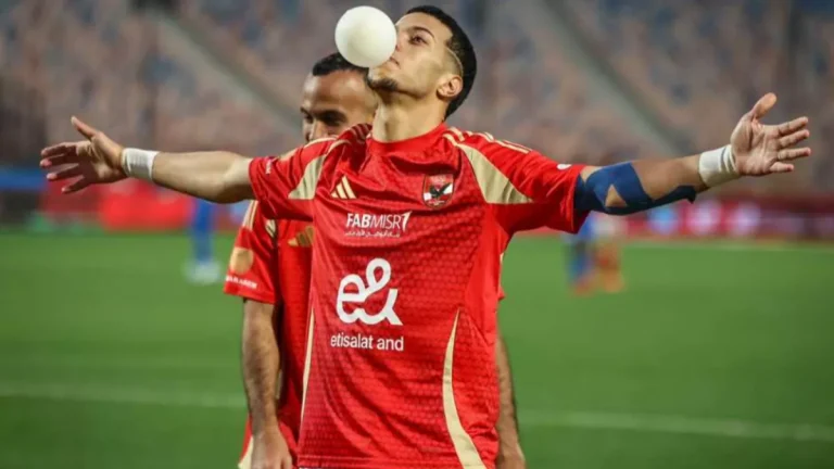الاتحاد يسعى لضمان التعاقد مع نجم الأهلي المصري في صفقة مثيرة خلال الميركاتوالاتحاد يطمح للتعاقد مع نجم الأهلي المصري في صفقة مثيرة خلال الميركاتو.
