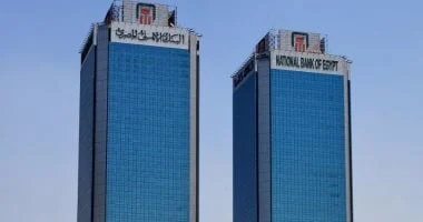 البنك الأهلى يعتذر عن تراجع الخدمات ويؤكد العمل على استعادتها قريبًا