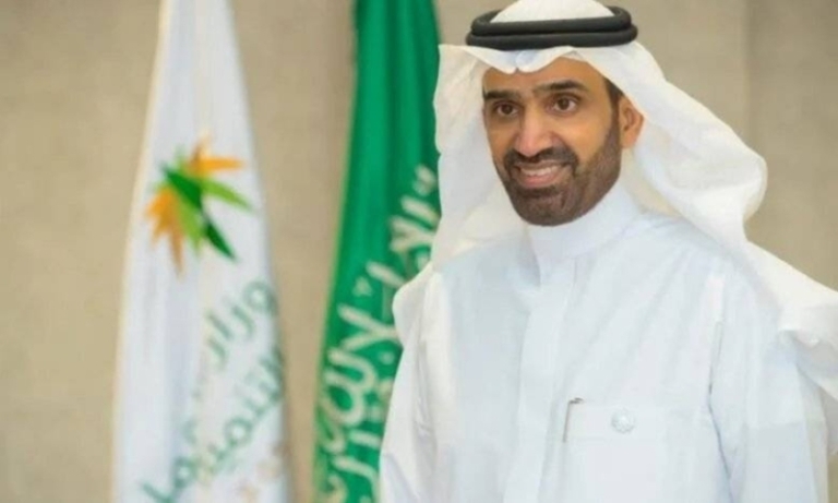 الراجحي يثني على قرار مجلس الوزراء بتمويل برنامج لكفالة المحتاجين