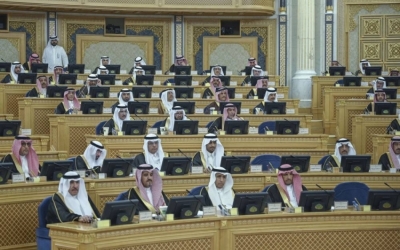 الشورى يدعو لاستقطاب رؤوس الأموال السعودية من الخارج