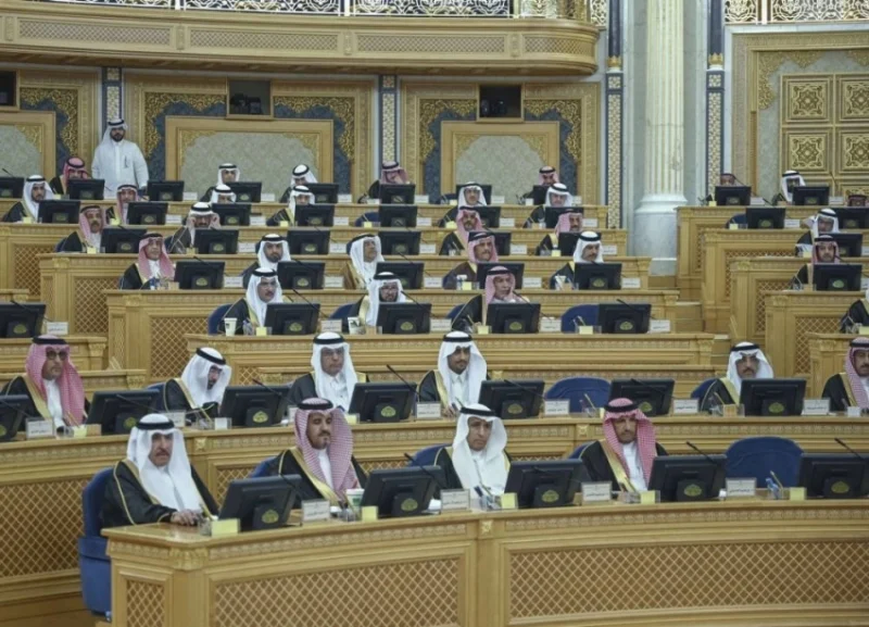 الشورى يدعو لاستقطاب رؤوس الأموال السعودية من الخارج