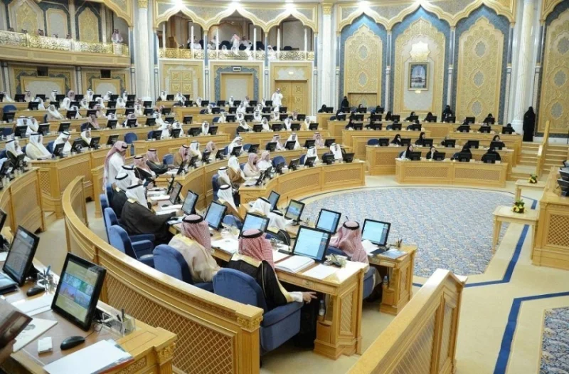 الشورى يوصي بتوفير فطور اقتصادي للطلاب